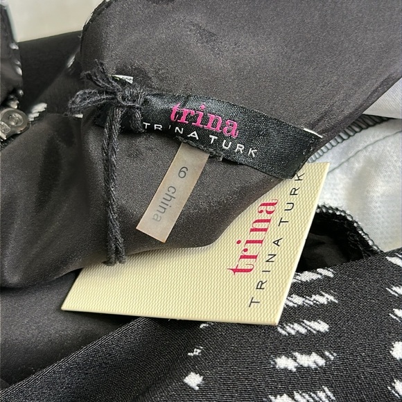 Trina Turk Wade Sheath Dress Boat Neck Long Sleeve Black White NWT Size 6 - Picture 7 of 11